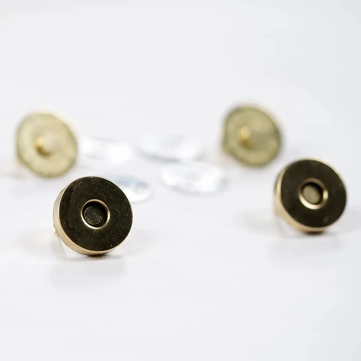 14mm Round Magnetic Snap 2 Pack - Gold