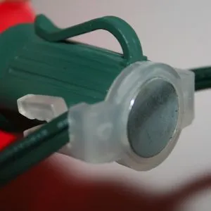 500 Magnetic Christmas Light Clips for both C7 and C9 Cords SPT-2
