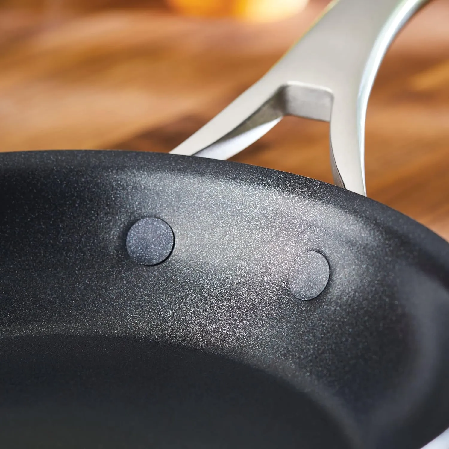 Anolon Nouvelle Copper Hard Anodized Nonstick Wok/Stir Fry Pan/Wok Pan - 12 Inch, Onyx Black