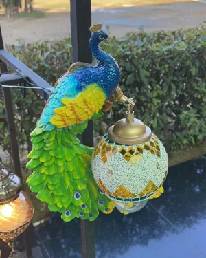 Bringing you one of our finest handcrafted pieces, The Hanging light is the perfect blend of artistic flair and modern appeal.