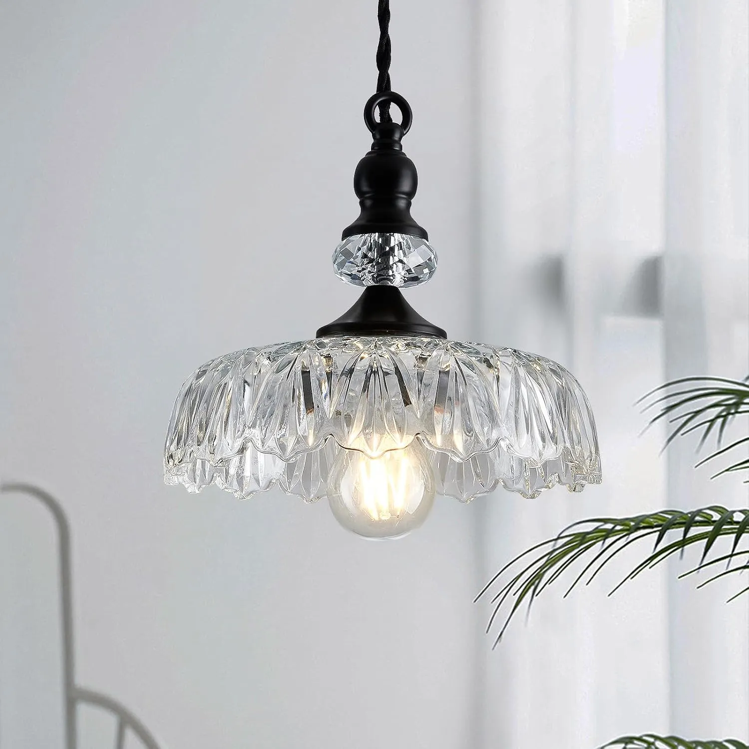 CVKASH Vintage Glass Pendant Light Fixture Black Modern Adjustable Chandelier Hanging Light for Farmhouse Dining Room Kitchen Bedroom Hallway Island