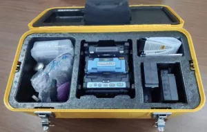 Fujikura New Model FSM-62S  Welding Fusion Splicer with CT-08 Cleaver and other accessories.