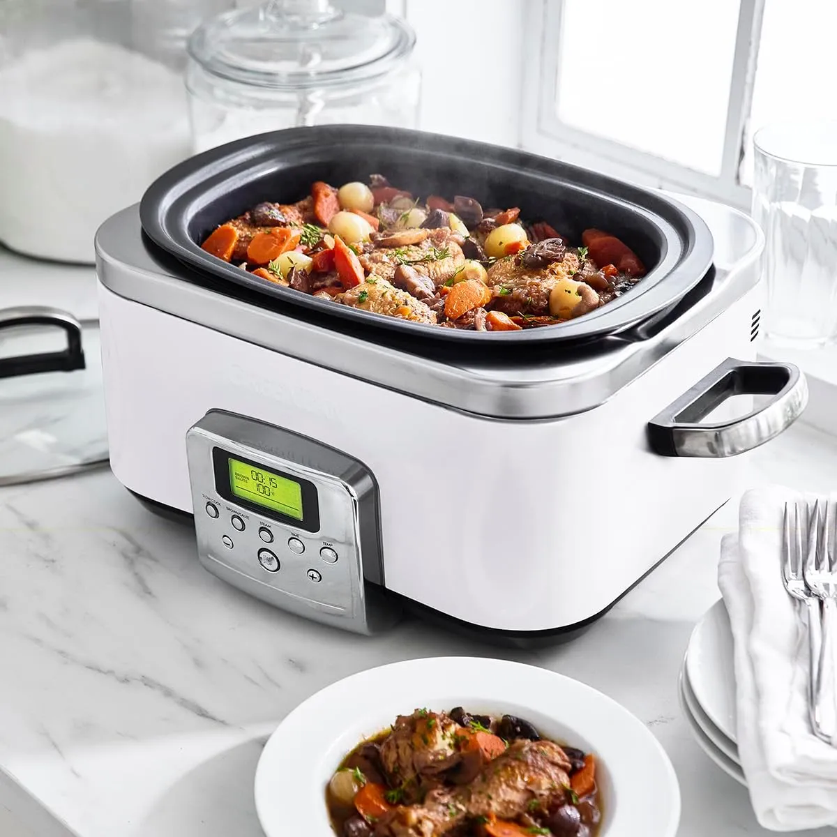 GreenPan Slow Cooker Cloud Cream, 6L Dishwasher safe pot, Vibrant LCD display, Easy One-touch presets, One-Step Browing, Extra-tough exterior, Countertop friendly