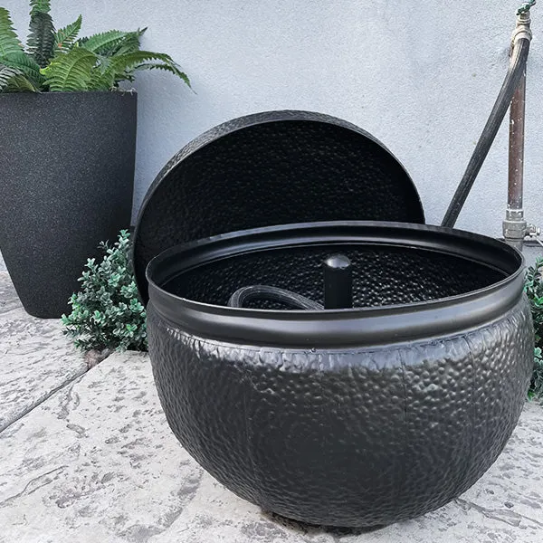 Hammered Iron Hose Pot with Lid