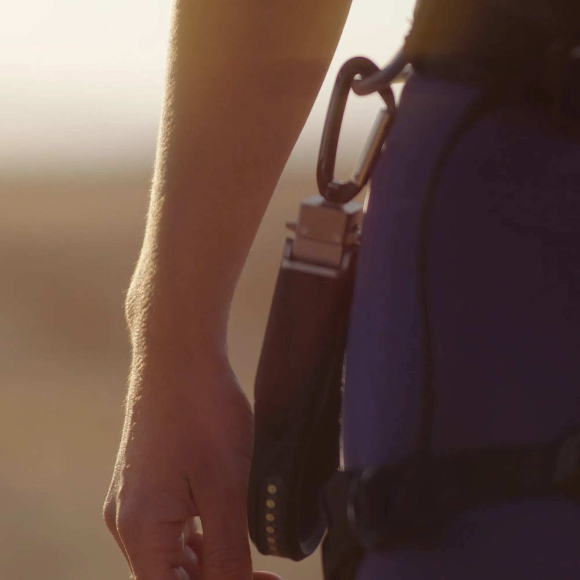 JordiLight Carabiner Clip: Secure Flashlight & Headlight Attachment