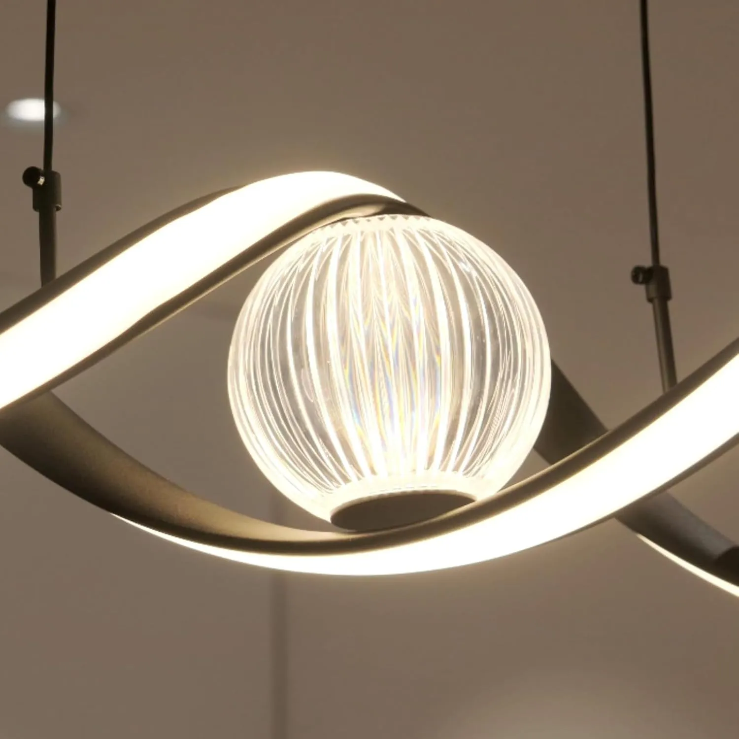 LED Modern Chandeliers for Dining Room, 39in Dimmable Black Chandelier Kitchen Pendant Lighting Over Island, Linear Wave Spiral Pendant Light Fixtures Dining Room Lights Ceiling Hanging, 36W