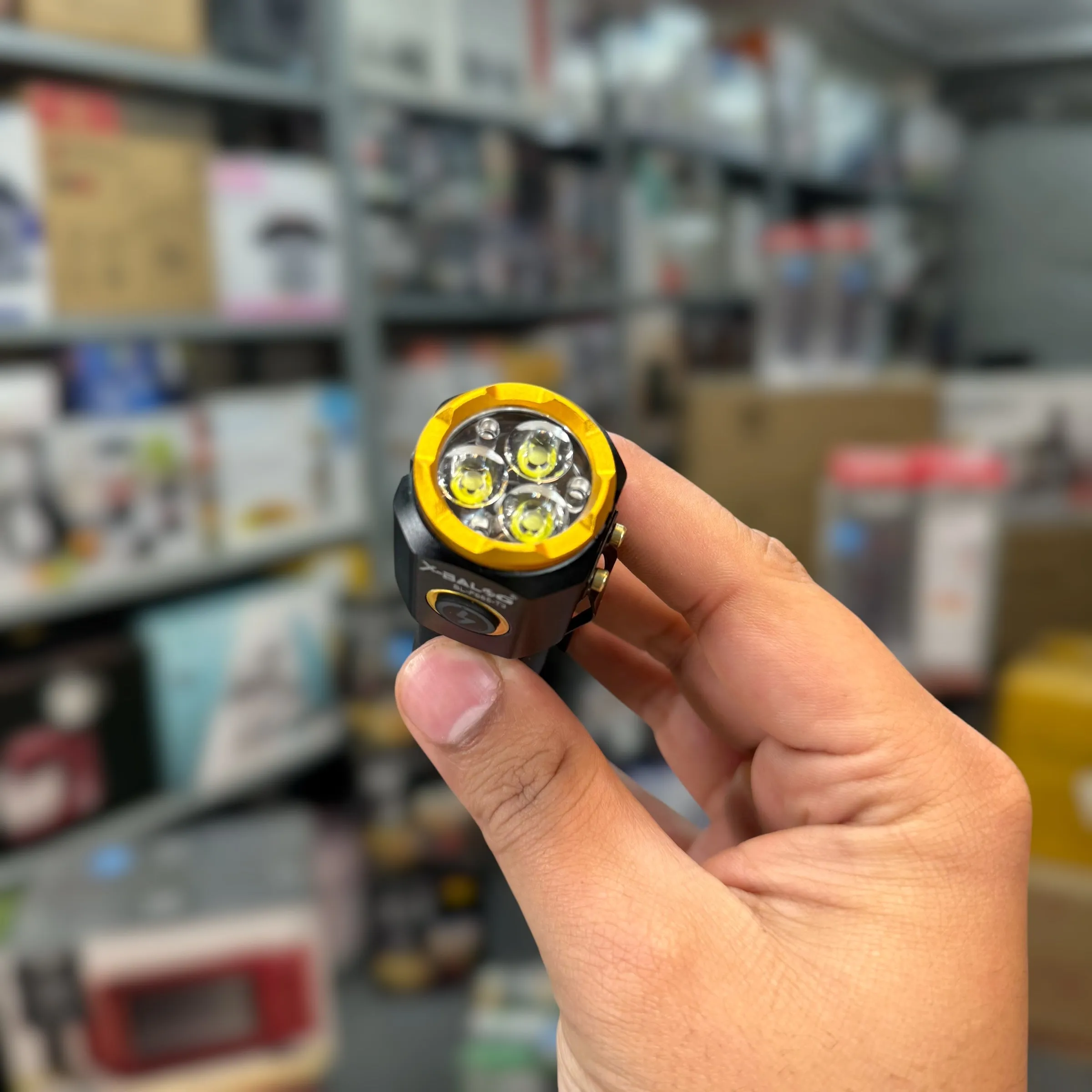Magnet LED Mini Flashlight