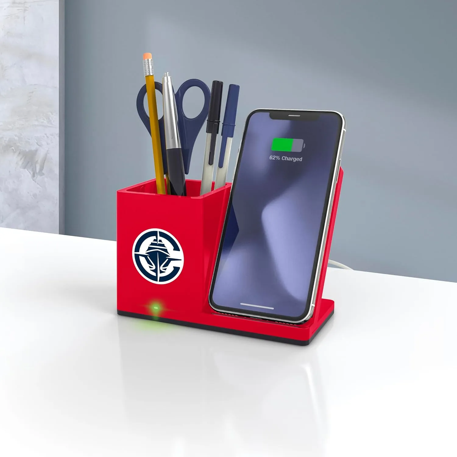 ‎SOAR Wireless Charger and Desktop Organizer