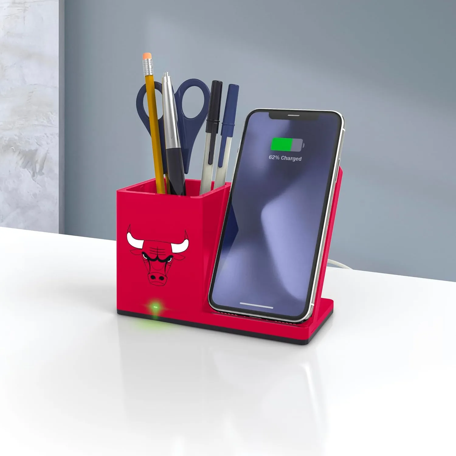 ‎SOAR Wireless Charger and Desktop Organizer