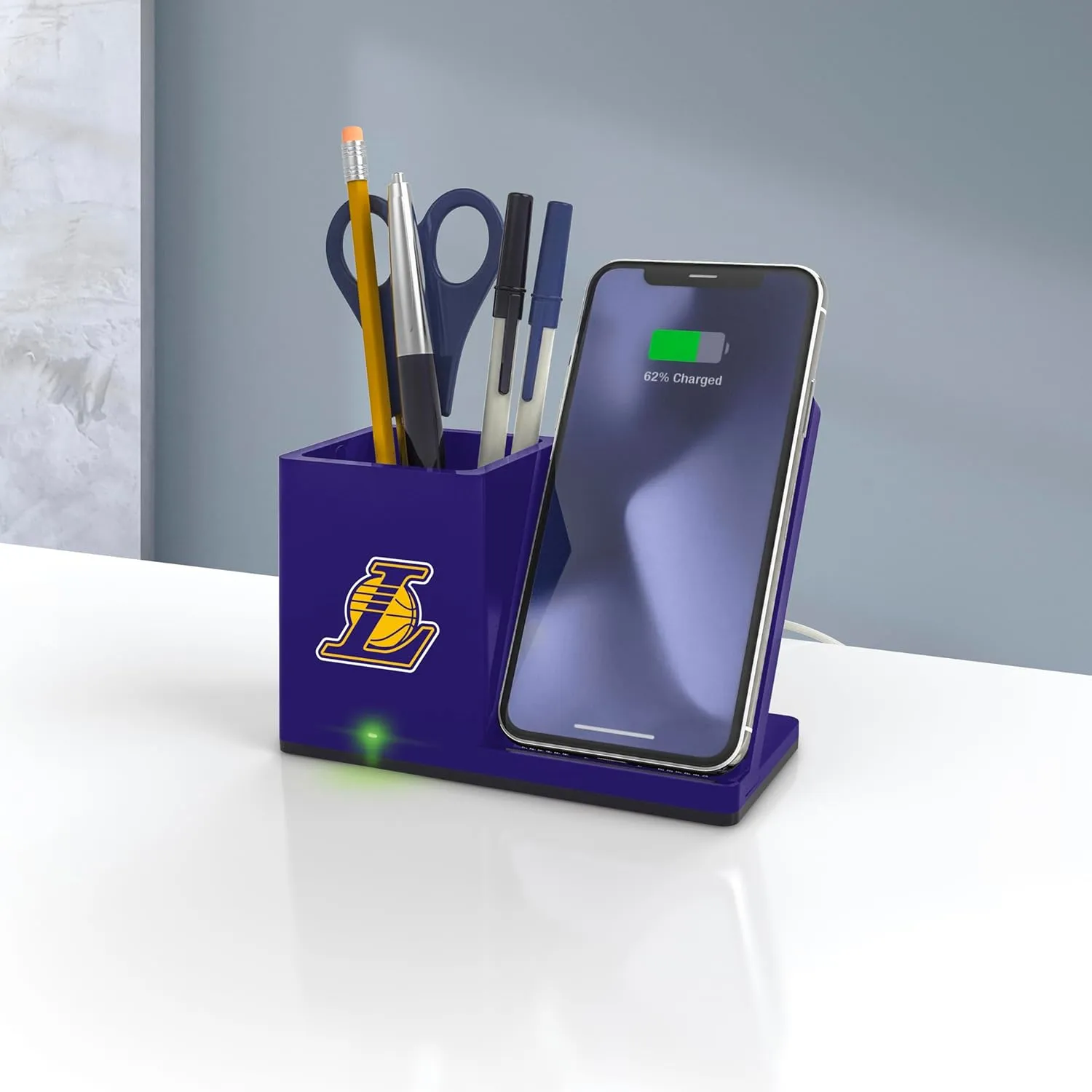 ‎SOAR Wireless Charger and Desktop Organizer