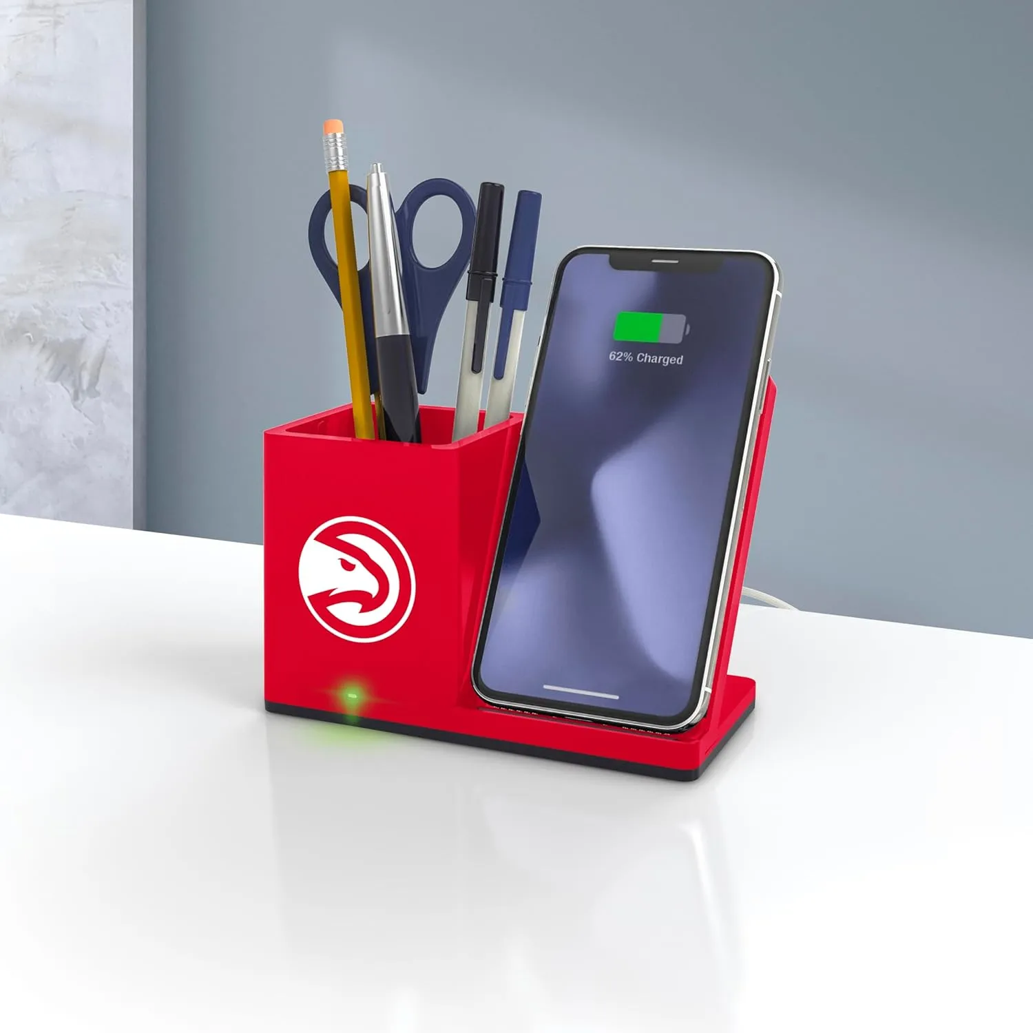 ‎SOAR Wireless Charger and Desktop Organizer