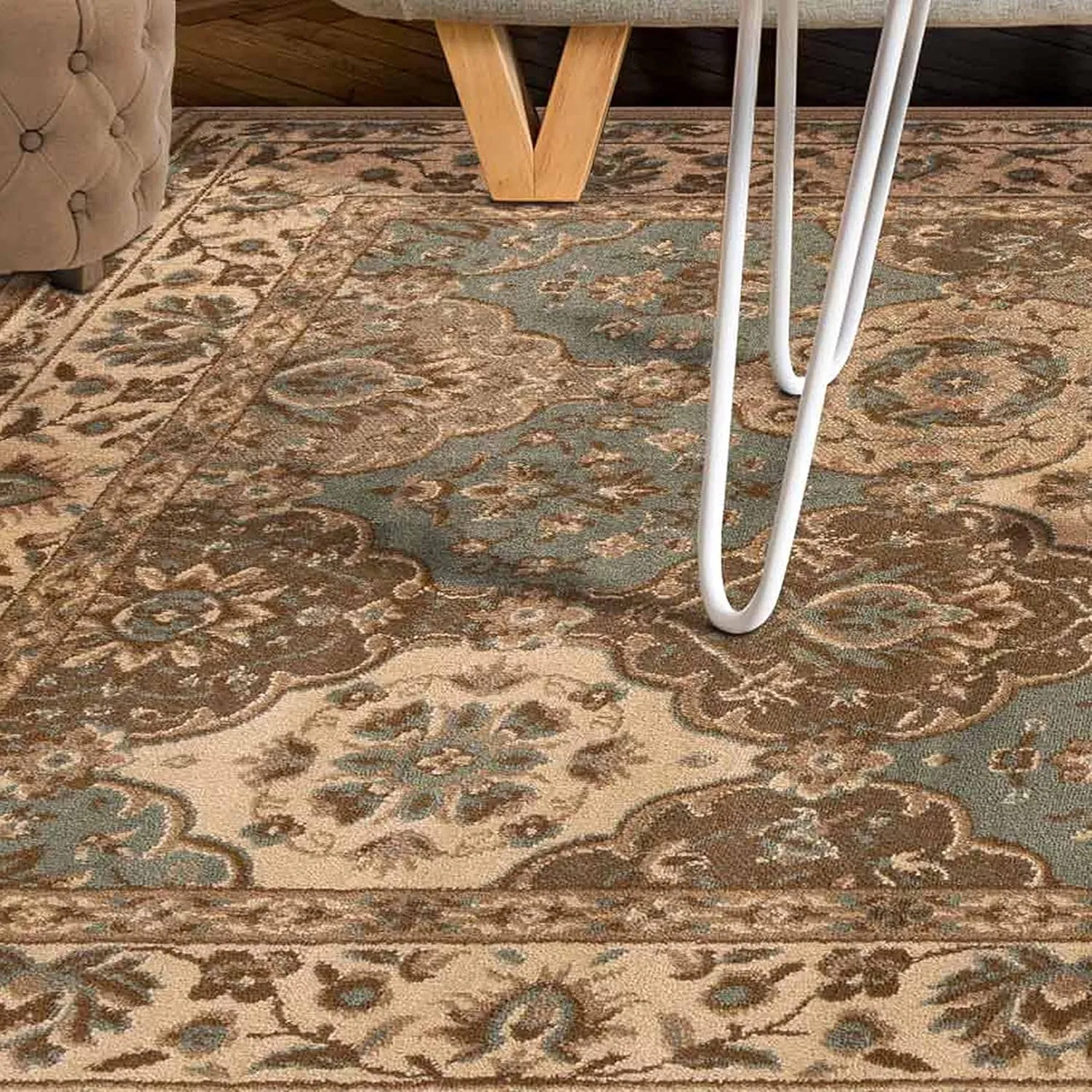 Superior Indoor Area Rug, Traditional Floral Classic Floor Decor for Bedroom, Entryway, Hallway, Office, Living/Dining, Plush Carpet Cover, Palmyra Collection, 4' x 6', Beige