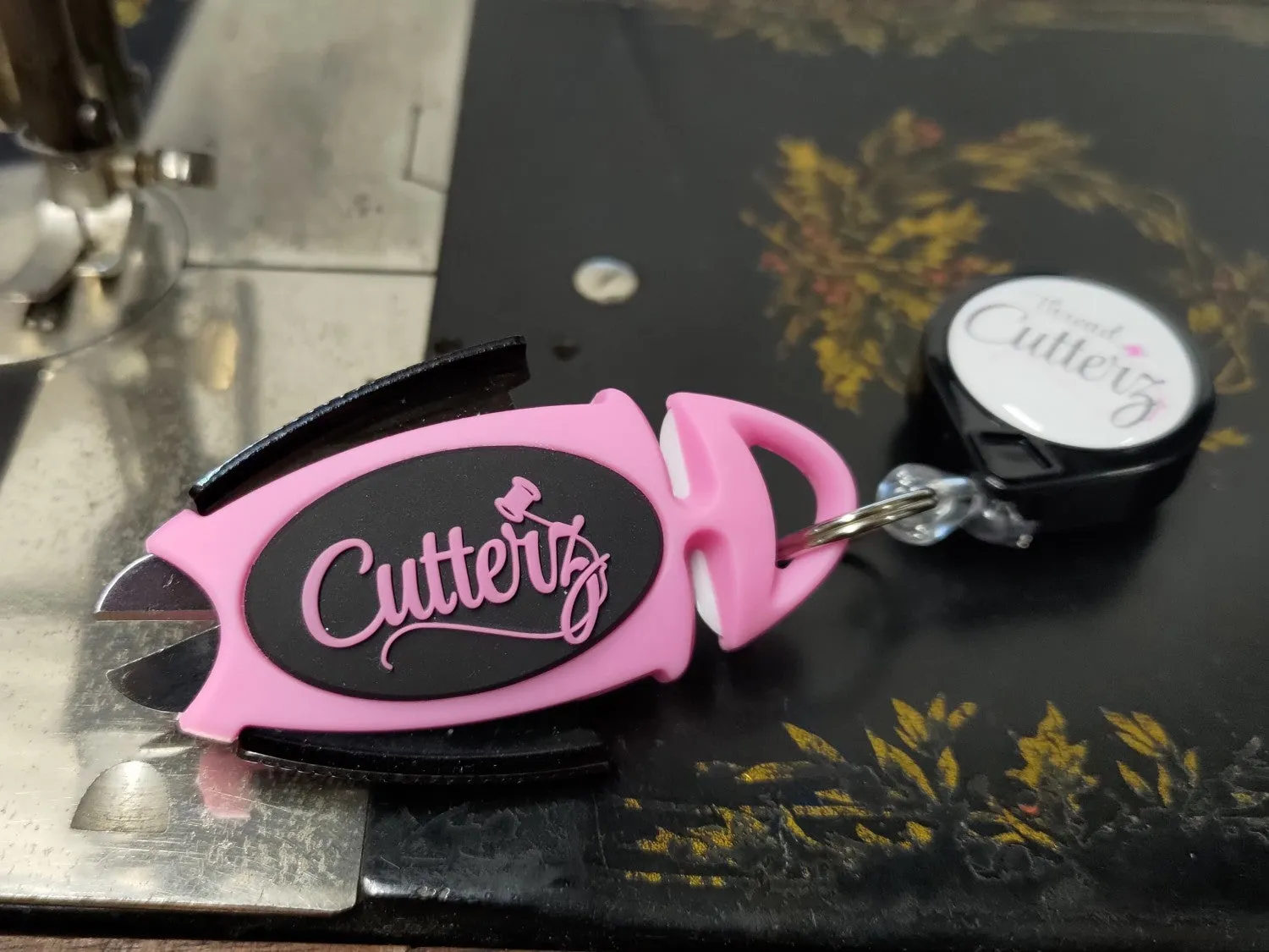 Thread Cutterz Dual Hybrid Micro Scisssor