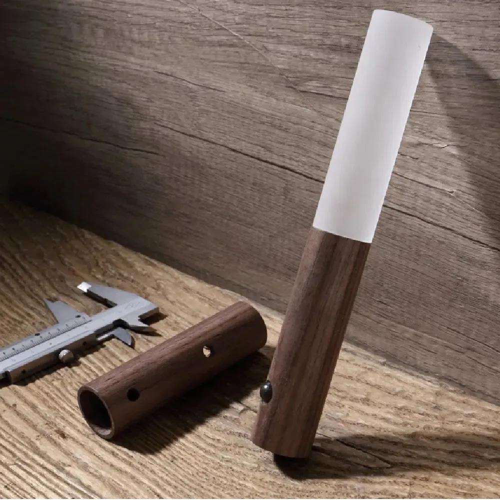 Woody light